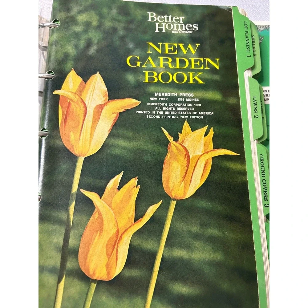 Vintage 1969 Better Homes and Gardens New‎ Garden Book ~ 5-Ring Binder MCM Style